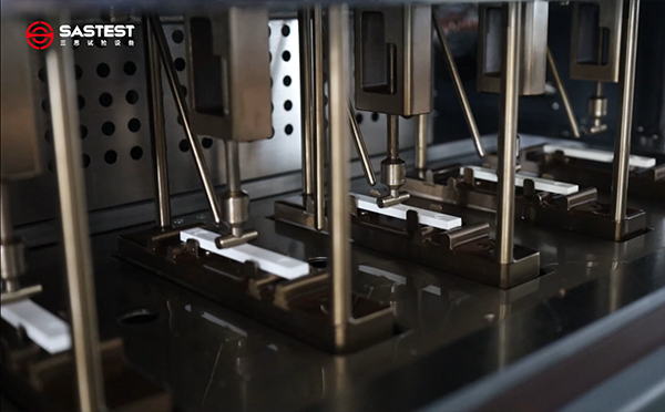 四工位高效测试系统